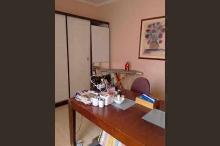 Casa à venda com 160m², 3 quartos e 4 vagasQuarto