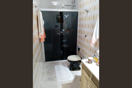 Casa à venda com 160m², 3 quartos e 4 vagasBnaheiro