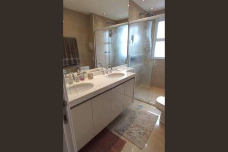 Apartamento à venda com 187m², 3 quartos e 3 vagas