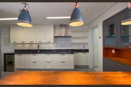 Apartamento à venda com 180m², 2 quartos e 3 vagasCozinha