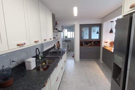 Apartamento à venda com 187m², 3 quartos e 3 vagas