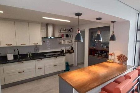 Apartamento à venda com 187m², 3 quartos e 3 vagas