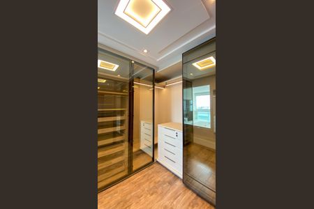 Apartamento à venda com 180m², 2 quartos e 3 vagasCloset da suíte