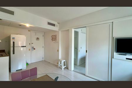 Sala de kitnet/studio para alugar com 1 quarto, 36m² em Jardim Paulista, São Paulo