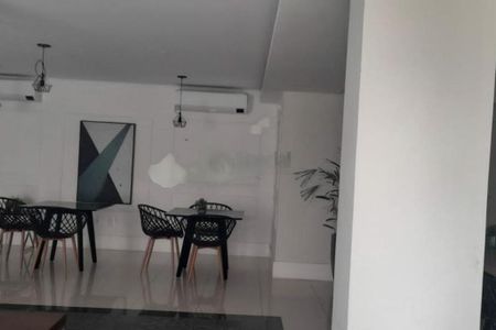 Apartamento à venda com 2 quartos, 67m² em Vila Azevedo, São Paulo