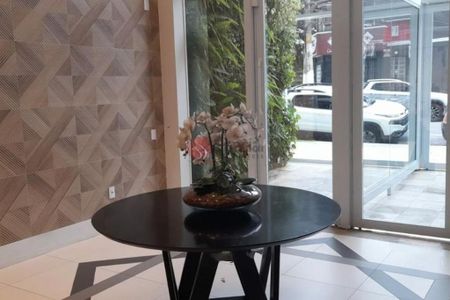 Apartamento à venda com 2 quartos, 67m² em Vila Azevedo, São Paulo