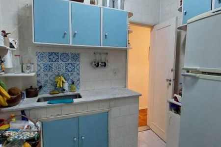 Apartamento à venda com 82m², 2 quartos e sem vaga