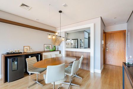 Apartamento à venda com 114m², 3 quartos e 2 vagas Apartamento à venda com 114m², 3 quartos e 2 vagasFoto 01