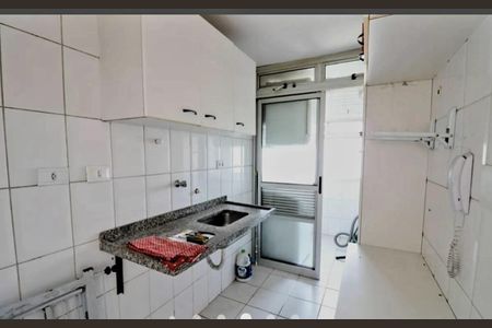 Foto 04 de apartamento à venda com 2 quartos, 47m² em Jardim Aeroporto, São Paulo