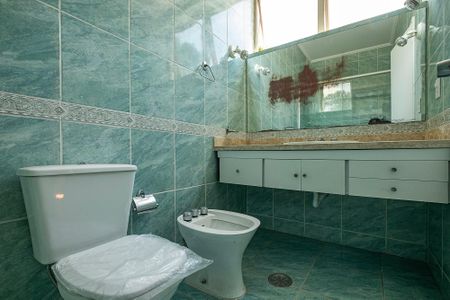 Casa para alugar com 469m², 4 quartos e 6 vagas Casa para alugar com 469m², 4 quartos e 6 vagasSuíte 3 - Banheiro