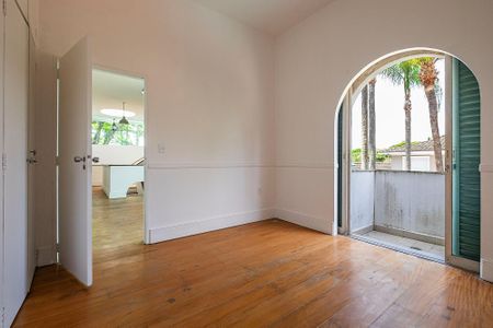 Casa para alugar com 469m², 4 quartos e 6 vagas Casa para alugar com 469m², 4 quartos e 6 vagasSuíte 4