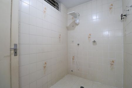 Casa à venda com 130m², 3 quartos e 1 vagaBanheiro