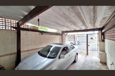 Casa à venda com 130m², 3 quartos e 1 vaga Casa à venda com 130m², 3 quartos e 1 vagaGaragem