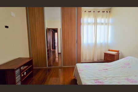 Apartamento para alugar com 3 quartos, 180m² em Sagrada Família, Belo Horizonte