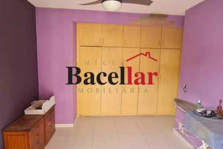 Apartamento à venda com 136m², 3 quartos e 2 vagas