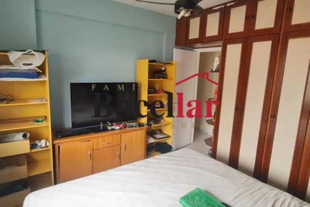 Apartamento à venda com 136m², 3 quartos e 2 vagas