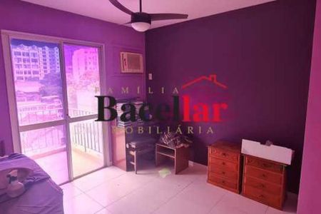 Apartamento à venda com 136m², 3 quartos e 2 vagas