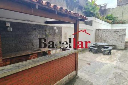 Apartamento à venda com 136m², 3 quartos e 2 vagas