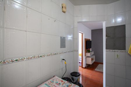 Apartamento à venda com 45m², 2 quartos e 1 vaga Apartamento à venda com 45m², 2 quartos e 1 vagaCozinha e Área de Serviço