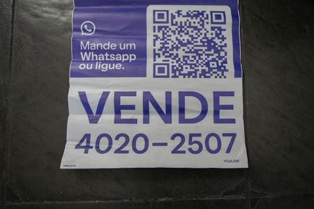 Apartamento à venda com 45m², 2 quartos e 1 vaga Apartamento à venda com 45m², 2 quartos e 1 vagaPlaquinha Instalada