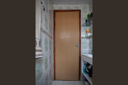 Apartamento à venda com 45m², 2 quartos e 1 vaga Apartamento à venda com 45m², 2 quartos e 1 vagaBanheiro