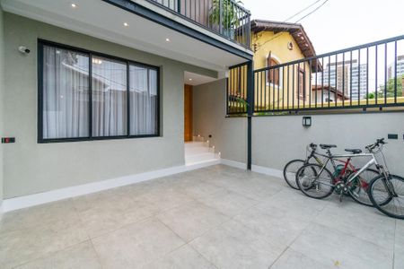 Casa à venda com 175m², 3 quartos e 2 vagasGaragem