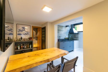 Casa à venda com 175m², 3 quartos e 2 vagasCozinha