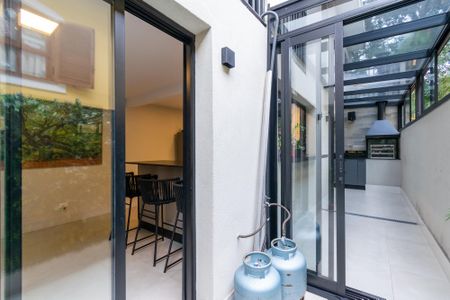 Casa à venda com 175m², 3 quartos e 2 vagasQuintal 