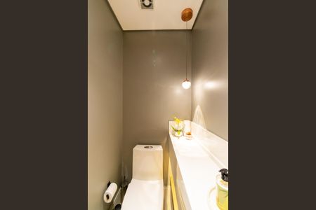 Casa à venda com 175m², 3 quartos e 2 vagasLavabo 