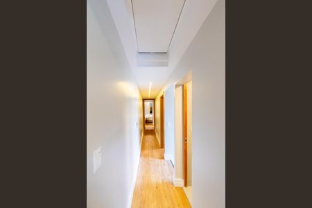 Casa à venda com 175m², 3 quartos e 2 vagasCorredor 