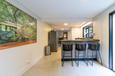 Casa à venda com 175m², 3 quartos e 2 vagasCozinha