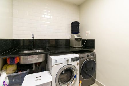 Casa à venda com 175m², 3 quartos e 2 vagasÁrea de Serviço