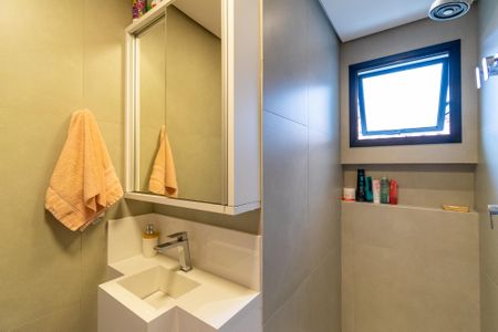 Casa à venda com 175m², 3 quartos e 2 vagasBanheiro Social