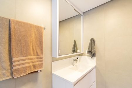 Casa à venda com 175m², 3 quartos e 2 vagasBanheiro da Suíte 2