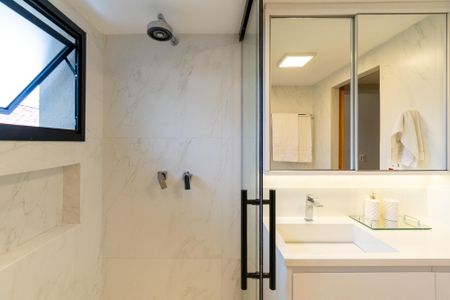 Casa à venda com 175m², 3 quartos e 2 vagasBanheiro da Suíte 1