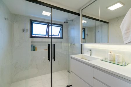 Casa à venda com 175m², 3 quartos e 2 vagasBanheiro da Suíte 1