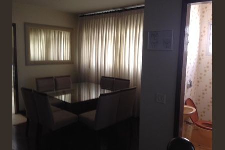 Casa à venda com 4 quartos, 298m² em Jardim São Paulo, São Paulo