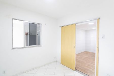 Quarto 1 de casa para alugar com 1 quarto, 60m² em Campo Grande, Rio de Janeiro