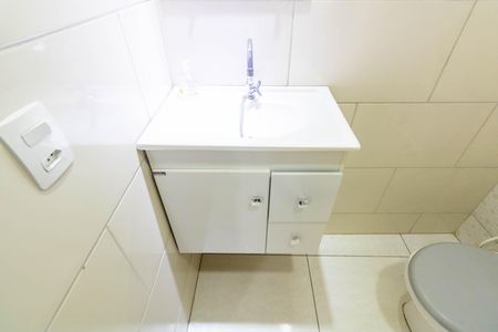 Banheiro de casa para alugar com 1 quarto, 60m² em Campo Grande, Rio de Janeiro