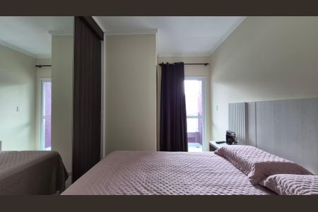 Casa à venda com 111m², 3 quartos e 2 vagas Casa à venda com 111m², 3 quartos e 2 vagasSuíte