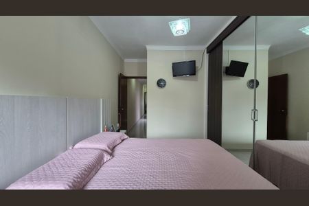 Casa à venda com 111m², 3 quartos e 2 vagas Casa à venda com 111m², 3 quartos e 2 vagasSuíte