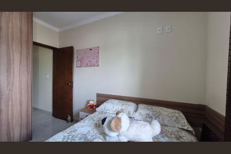 Casa à venda com 111m², 3 quartos e 2 vagas Casa à venda com 111m², 3 quartos e 2 vagasQuarto