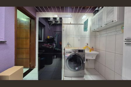 Casa à venda com 111m², 3 quartos e 2 vagas Casa à venda com 111m², 3 quartos e 2 vagasArea de serviço