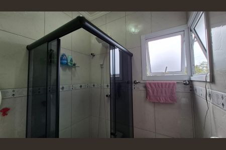 Casa à venda com 111m², 3 quartos e 2 vagas Casa à venda com 111m², 3 quartos e 2 vagasBanheiro da suíte