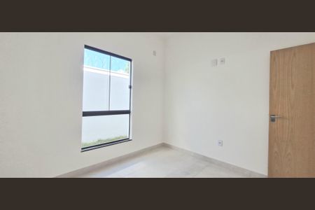 Casa à venda com 298m², 3 quartos e 3 vagas