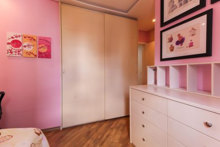 Apartamento para alugar com 225m², 4 quartos e 4 vagas Apartamento para alugar com 225m², 4 quartos e 4 vagasQuarto 2 - Suíte