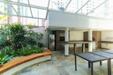 Apartamento para alugar com 225m², 4 quartos e 4 vagas Apartamento para alugar com 225m², 4 quartos e 4 vagasÁrea comum - Churrasqueira