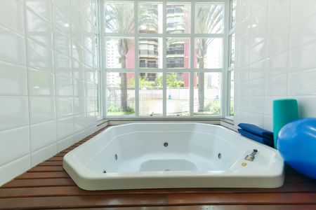 Apartamento para alugar com 225m², 4 quartos e 4 vagas Apartamento para alugar com 225m², 4 quartos e 4 vagasSaúna