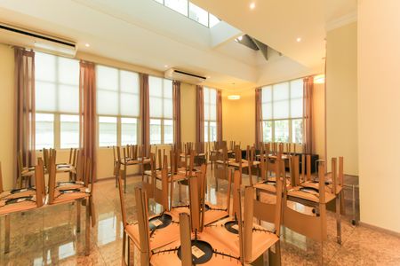 Apartamento para alugar com 225m², 4 quartos e 4 vagas Apartamento para alugar com 225m², 4 quartos e 4 vagasÁrea comum - Salão de festas