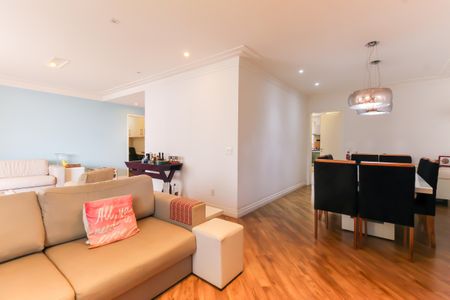 Apartamento para alugar com 225m², 4 quartos e 4 vagas Apartamento para alugar com 225m², 4 quartos e 4 vagasSala